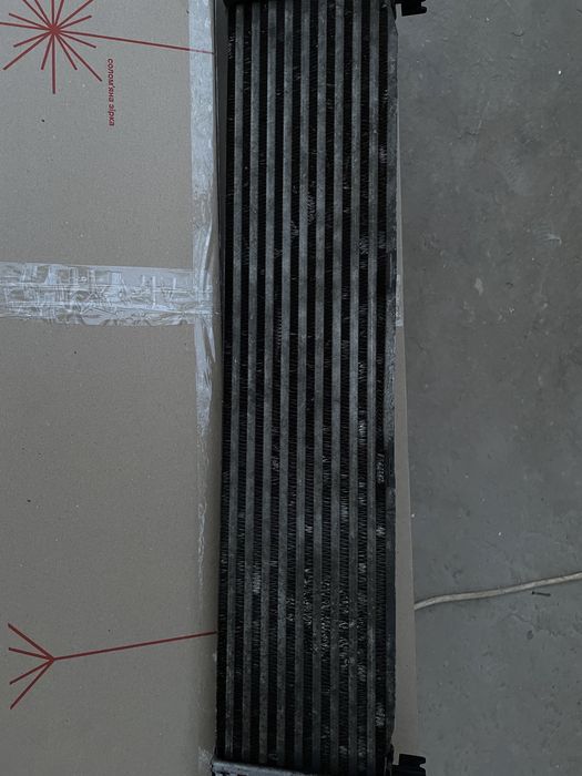 Продам интеркулер радиатор Vito 447 1,6