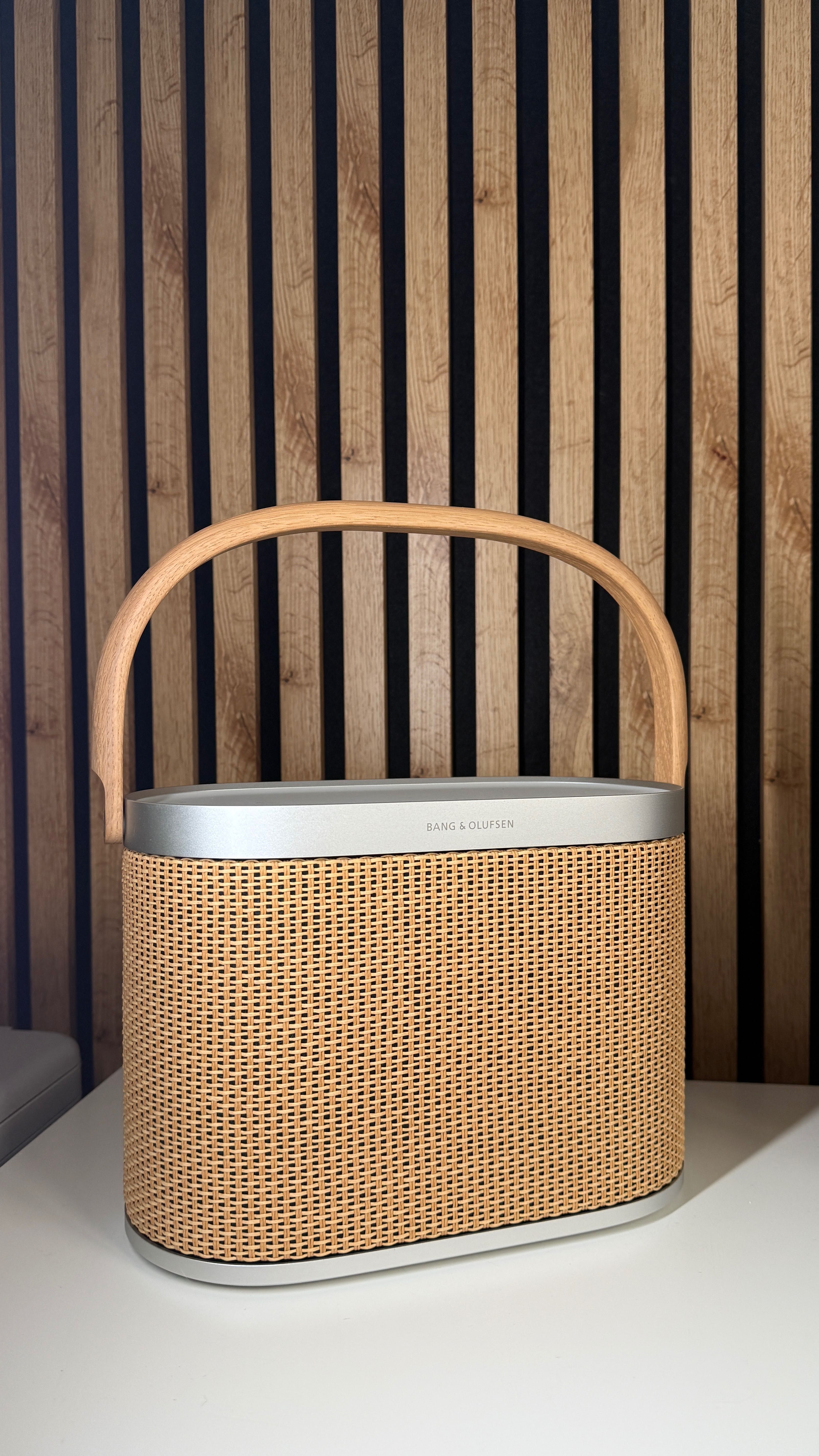 Głośnik mobilny BANG & OLUFSEN Beosound A5 Beżowy