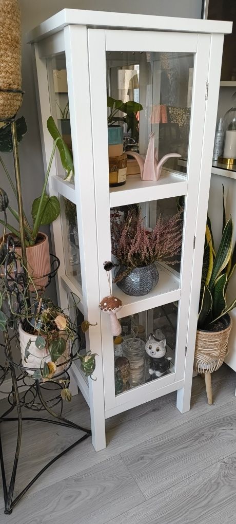 Witryna biała z oświetleniem do uprawy roślin grow light