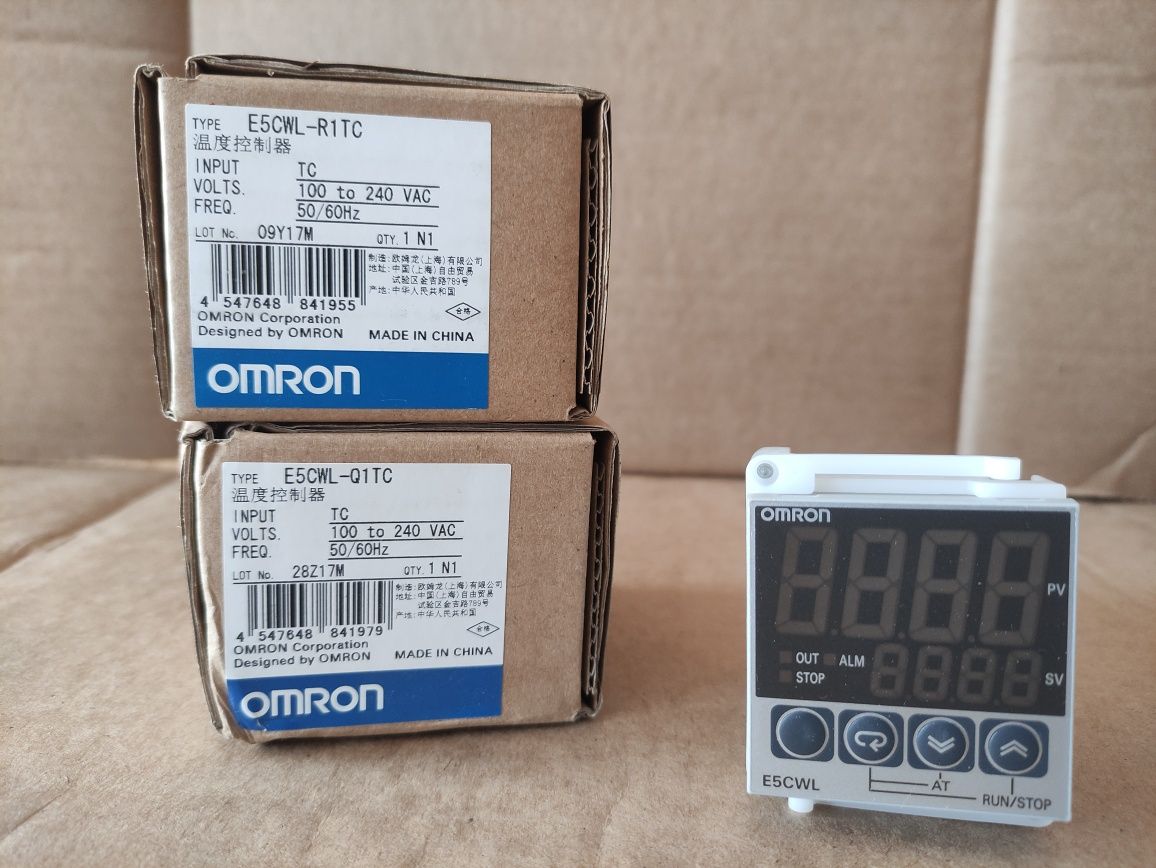 OMRON E5CWL-Q1TC, (R1TC) регулятор температуры, ПИД контроллер, pid
