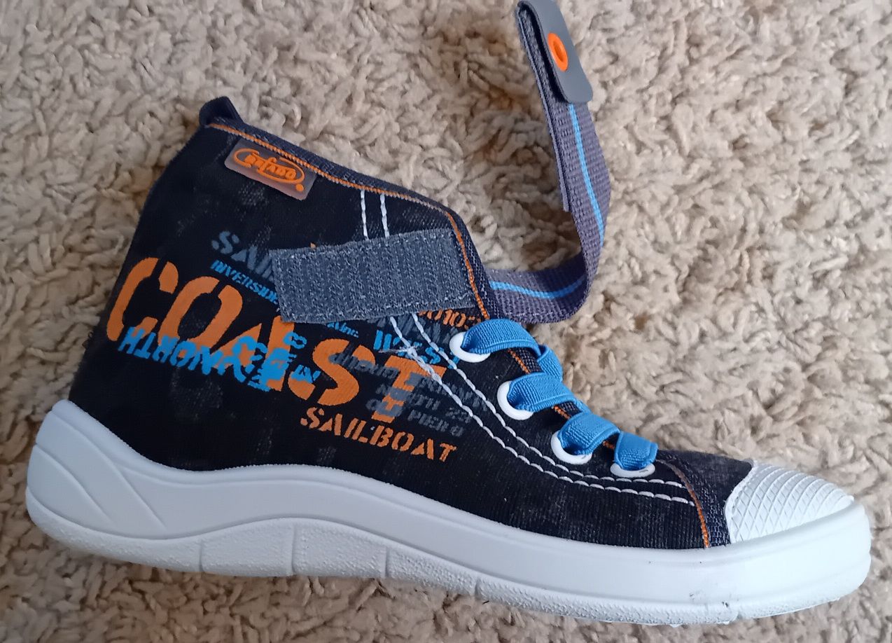 Nowe buty wysokie trampki Befado 27