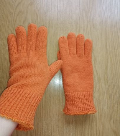 Тёплые перчатки рыжие