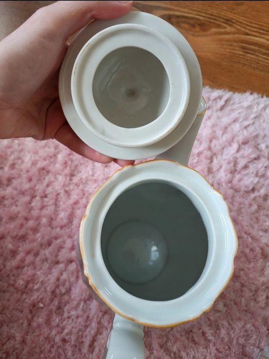 Zestaw dzbanek i cukierniczka