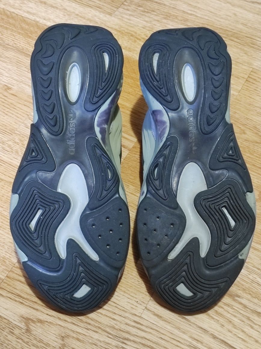 Кросівки adidas ozrah  42 розміру ,27см по устілці