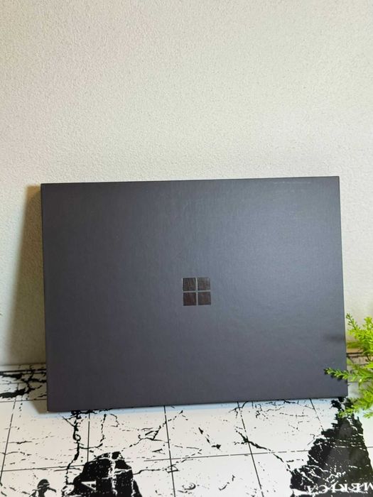 Microsoft Surface Pro Snapdragon X Plus  *NOVO*Selado*