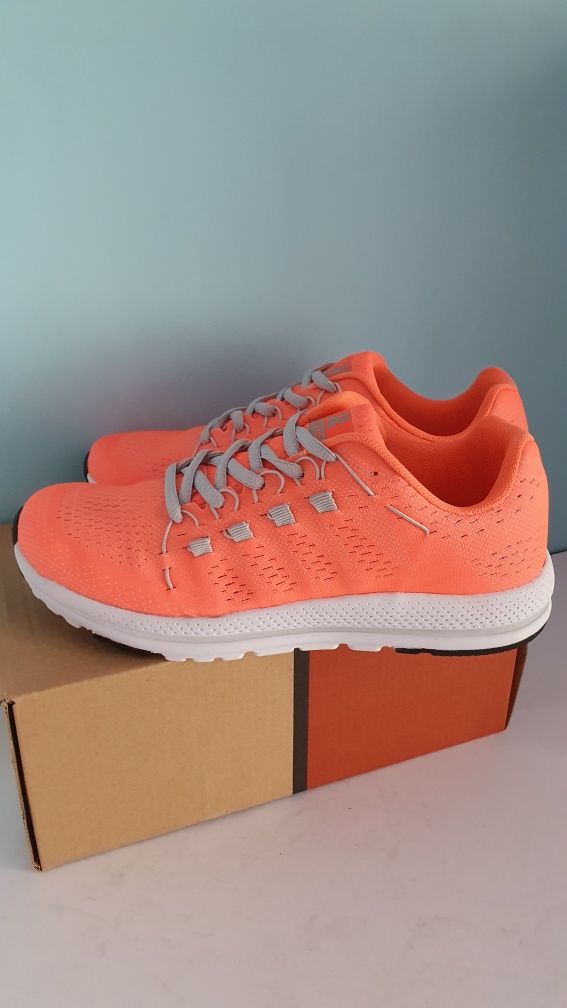 Sneakersy damskie nowe w modnym kolorze Orange rozmiarze 38