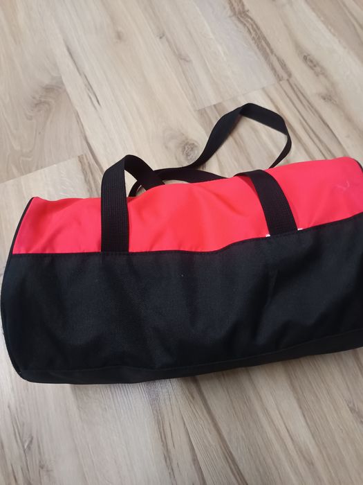 Torba na basen firmy Decathlon