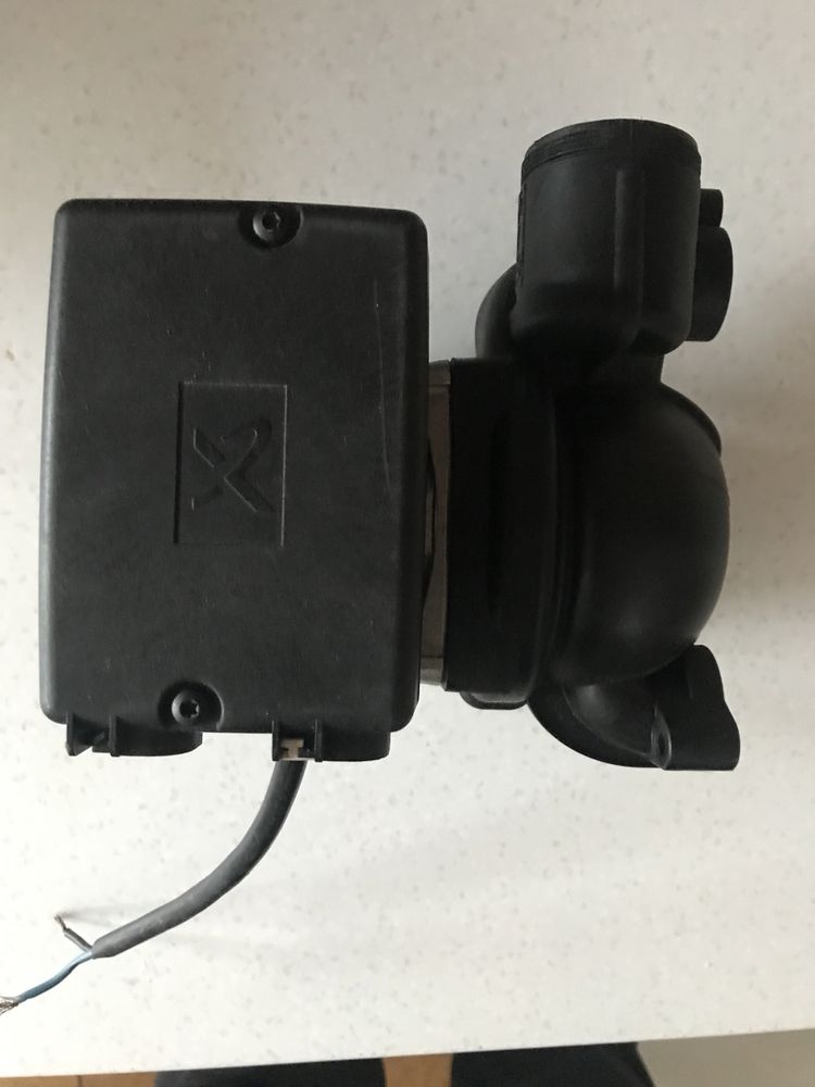 Pompa cyrkulacyjna cieplej wody Vaillant eco compact