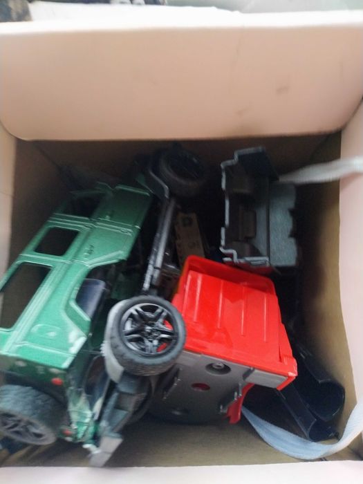 Обменяю гигантский лот машинок на 1-10 штук машинок Hot wheels mutant