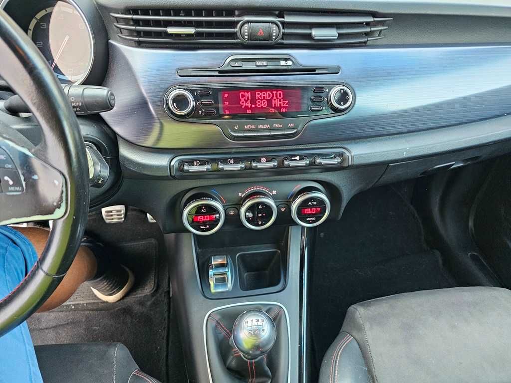 Alfa Romeo Giulietta 1.6Jtd 105Cv DNA 09/2010