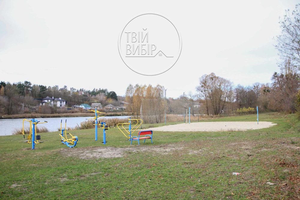 Продаж Будинку Музичі Ліс Озеро