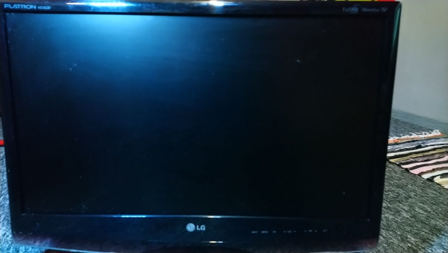 LG flatron 23" m2362d telewizor TV monitor