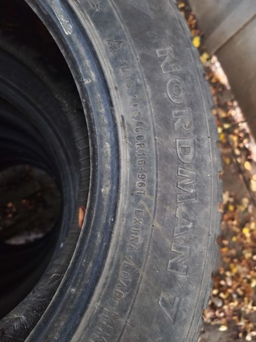 Резина зима Nokian 205/60/r16 (шип)