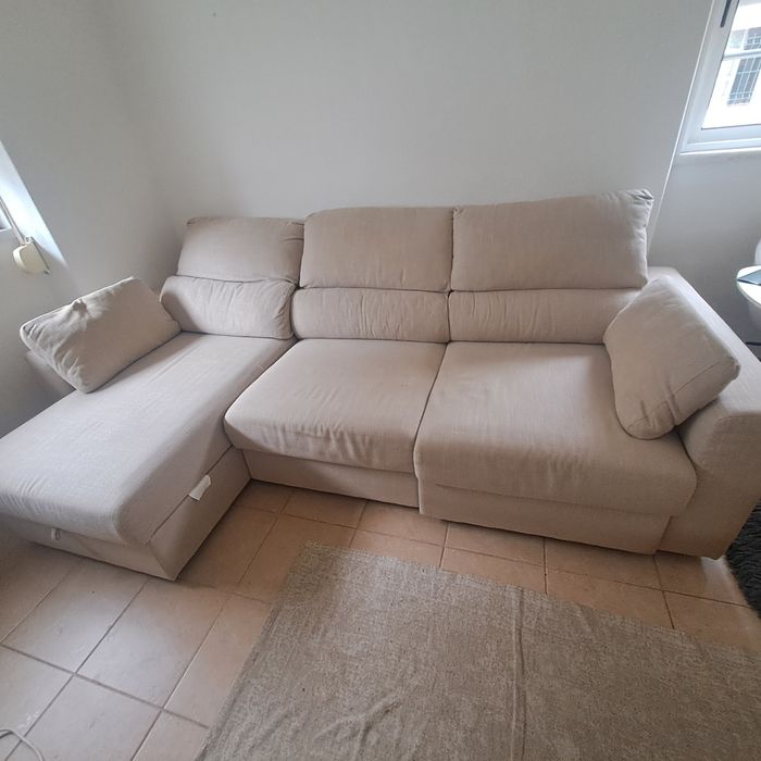 Sofá-cama com chaise-longue