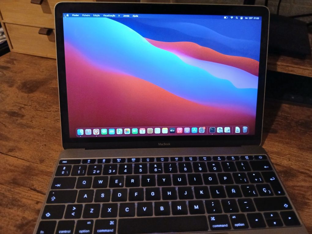 Macbook 12 bom estado ver descrição]