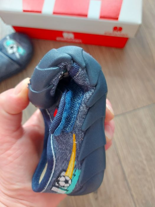 Kapcie 23 Elefanten 15cm do żłobka NOWE