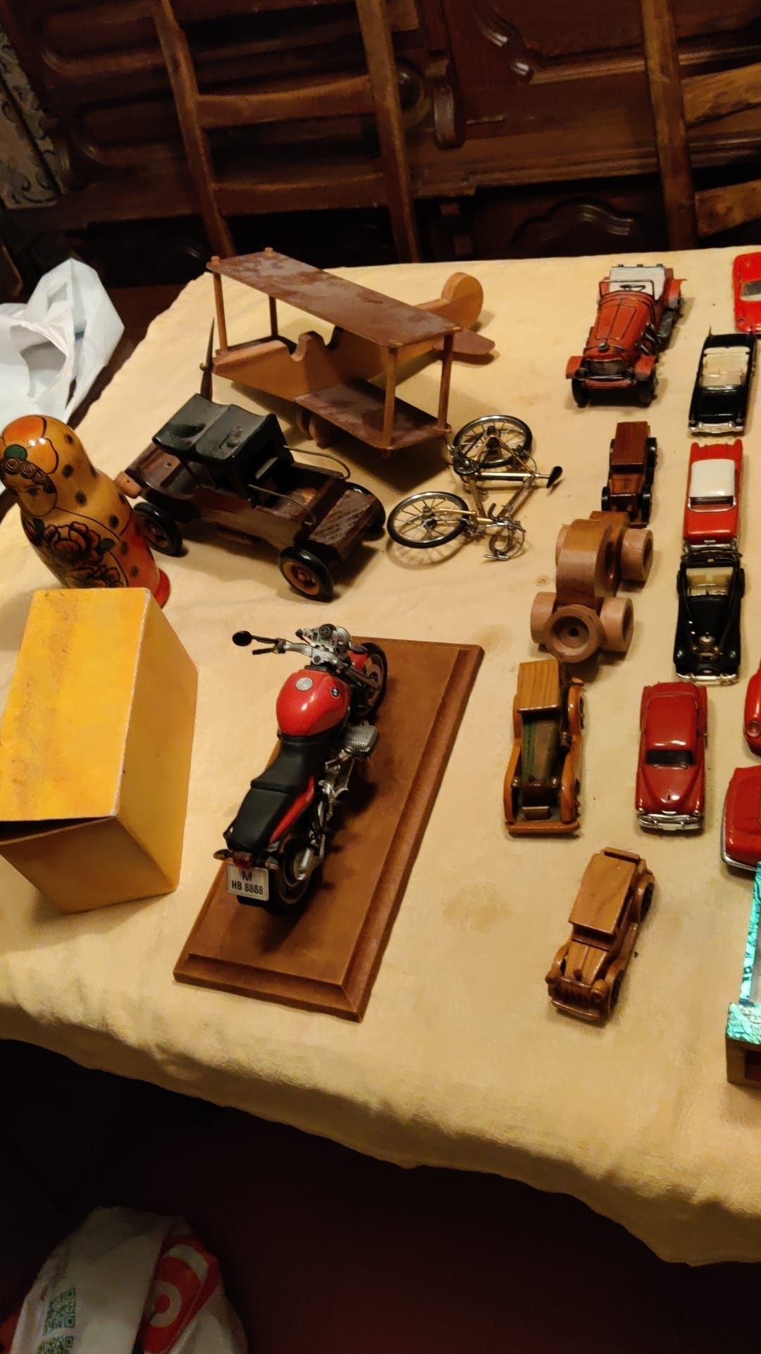 Carros miniatura de coleção