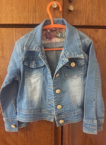 Джинсова курточка