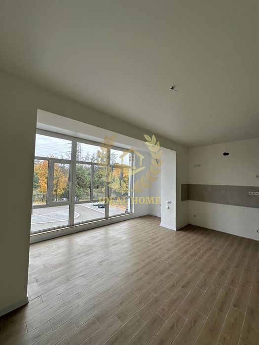 Продаж великої студії, м. Сирець