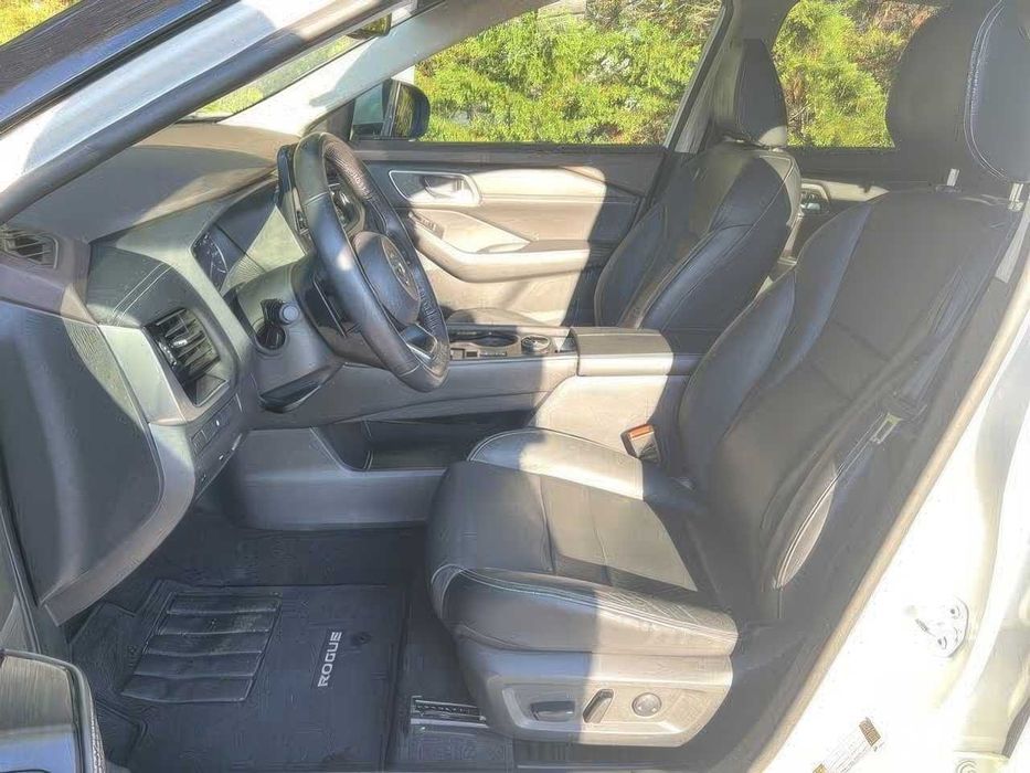 Nissan Rogue SL      2021