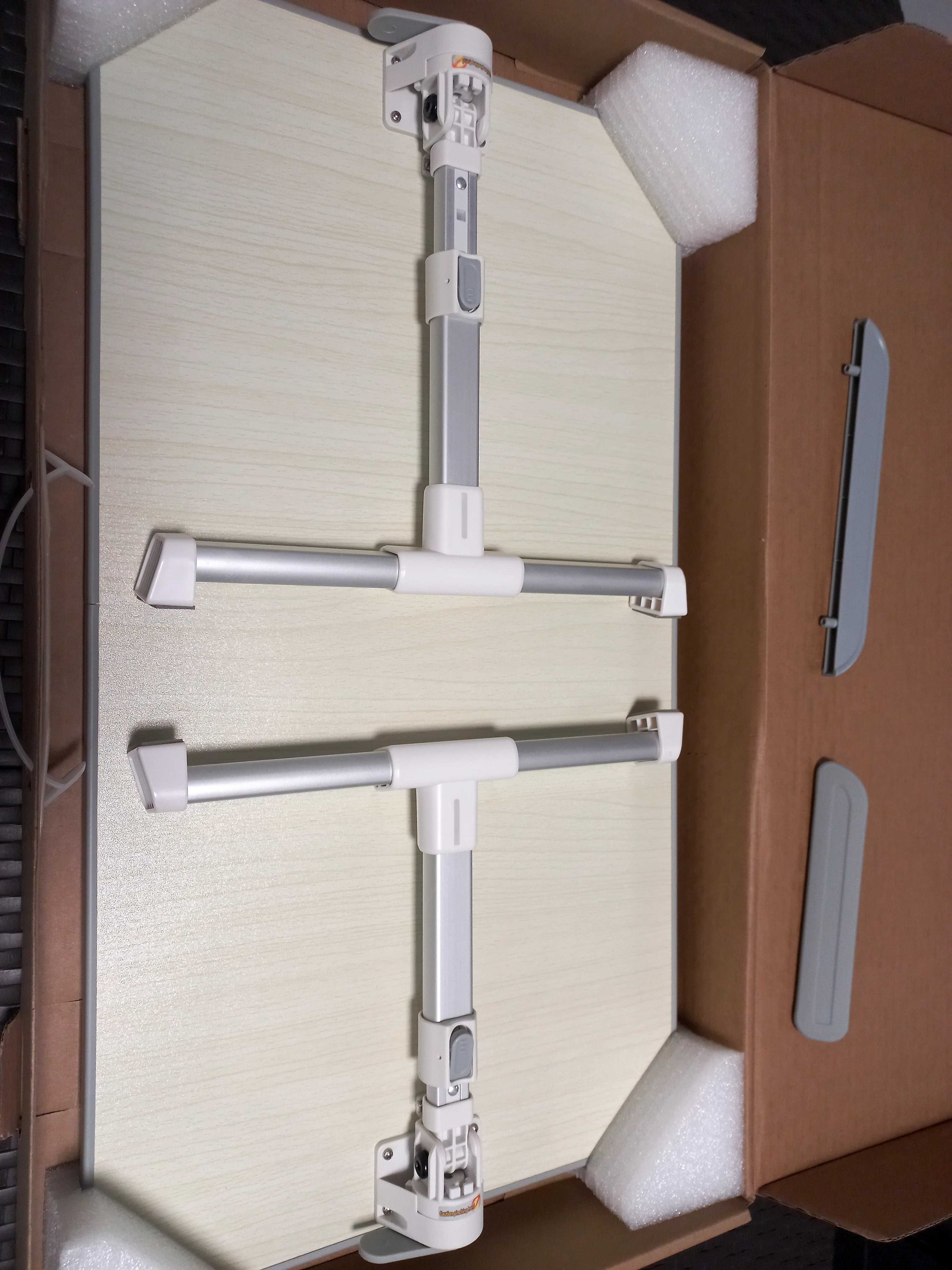 Stolik pod laptopa itp. 60x33cm