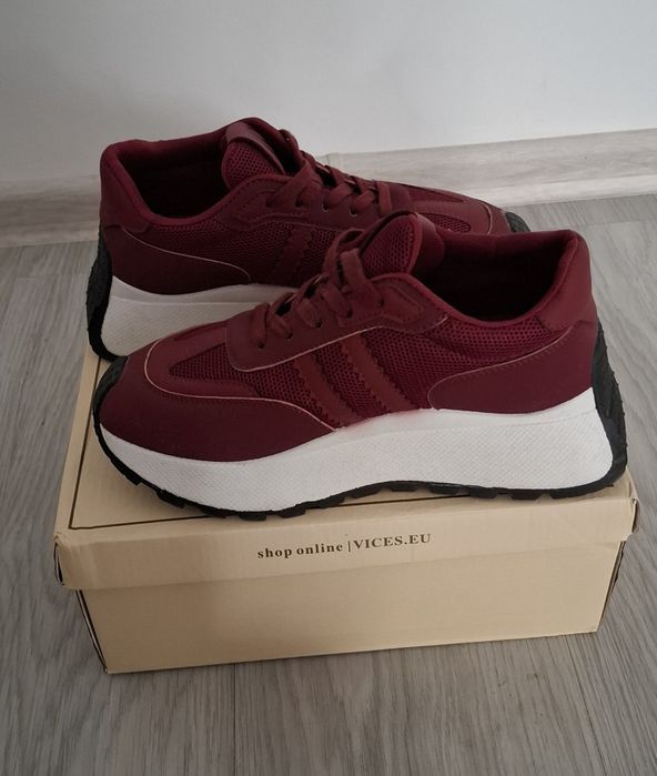 Buty damskie bordo 38 RENEE