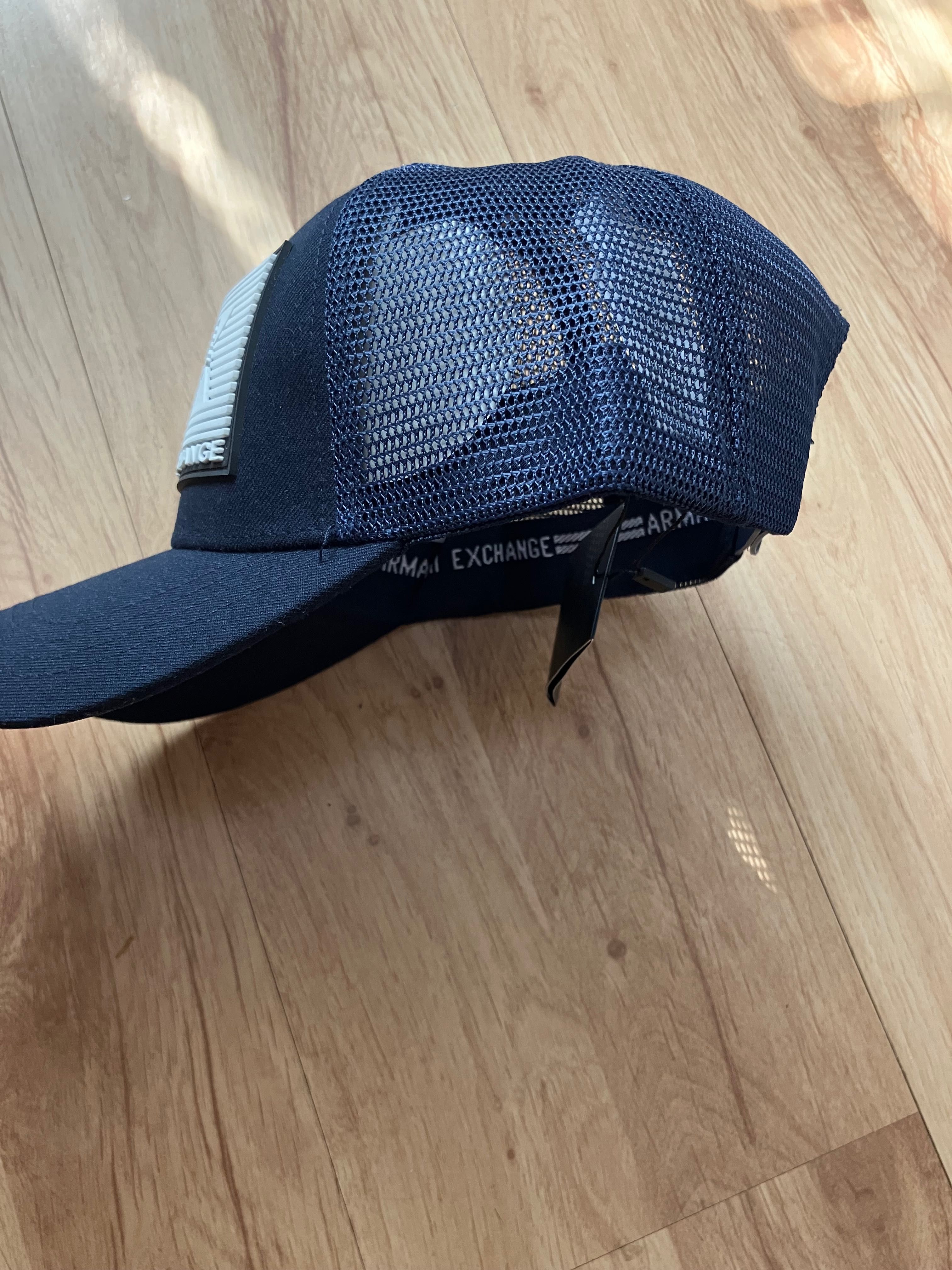 Czapka z daszkiem Armani Exchange Nowa granatowa metka