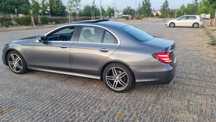 Mercedes-Benz E 220 d AMG