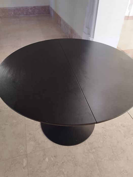 Mesa Redonda Preta