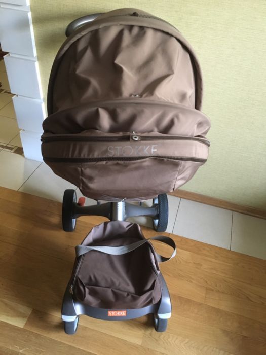 коляска Stokke