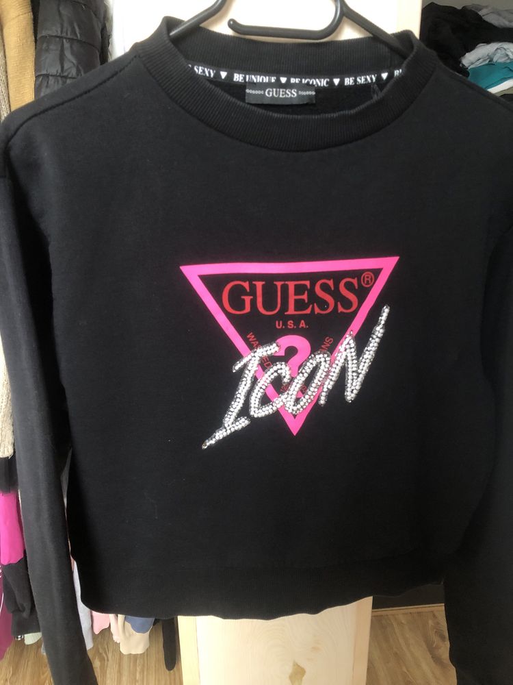 bluza damska Guess Icon S czarna różowe logo