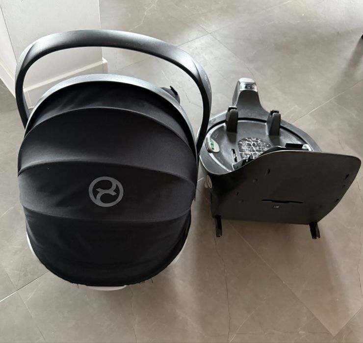 Fotelik  Cybex Cloud Z i-Size z baza obrotową