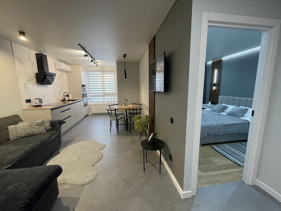 Стиль та затишок в ЦЕНТРІ. Квартира подобово.