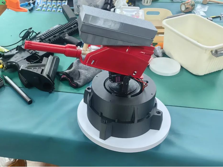 Lançador de Bombas de Água "Cloud Platform"