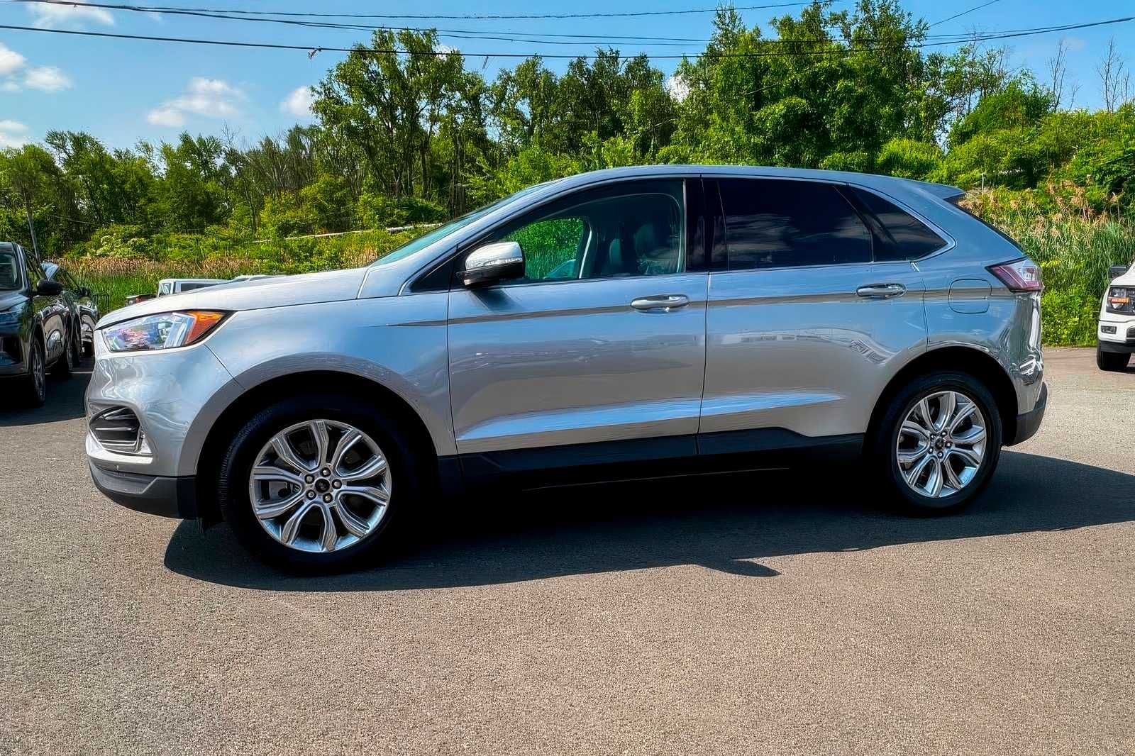 2023 Ford Edge Titanium