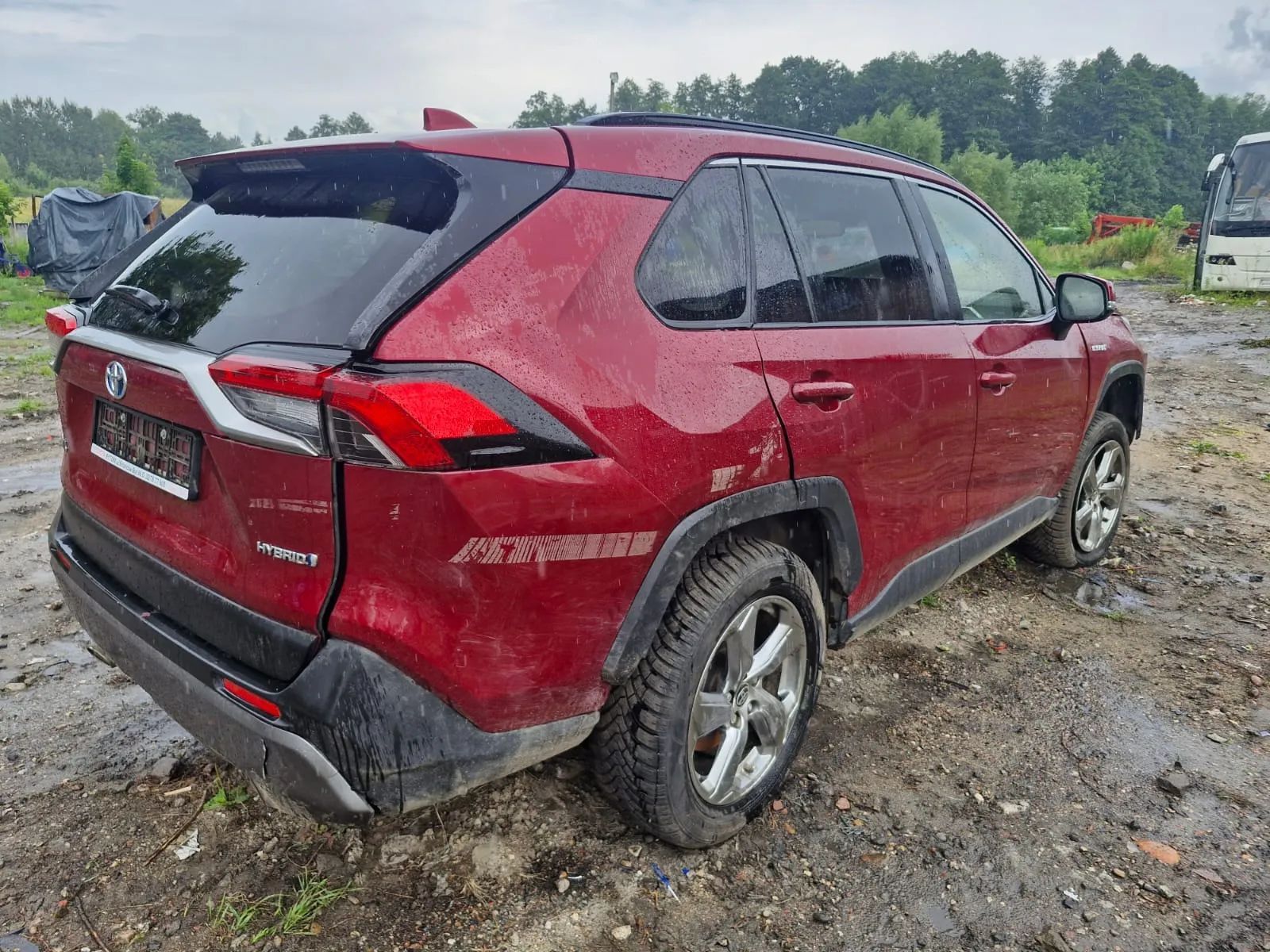 Toyota RAV4 Toyota RAV4 2022 – Uszkodzona, na chodzie, serwisowana – Salon Polska