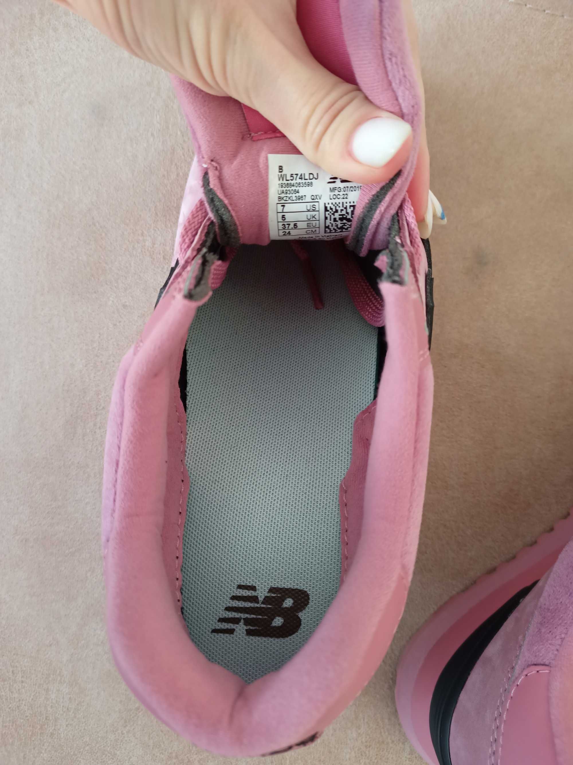 NEW BALANCE Женские сиреневые замшевые кроссовки 574