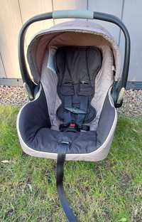 Fotelik samochodowy z baza Britax B-Safe 1.8-13.6kg