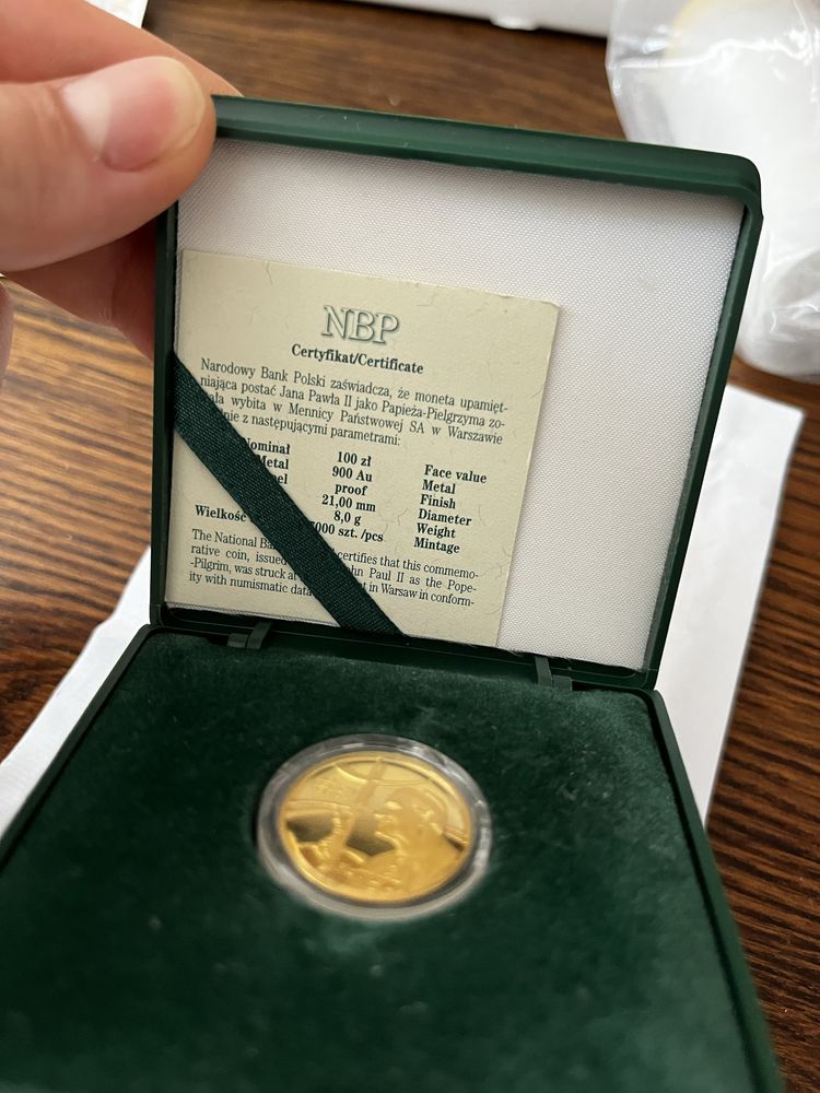 Złota moneta 100 zł NBP Jan Paweł II 8 gram inwestycja prezent
