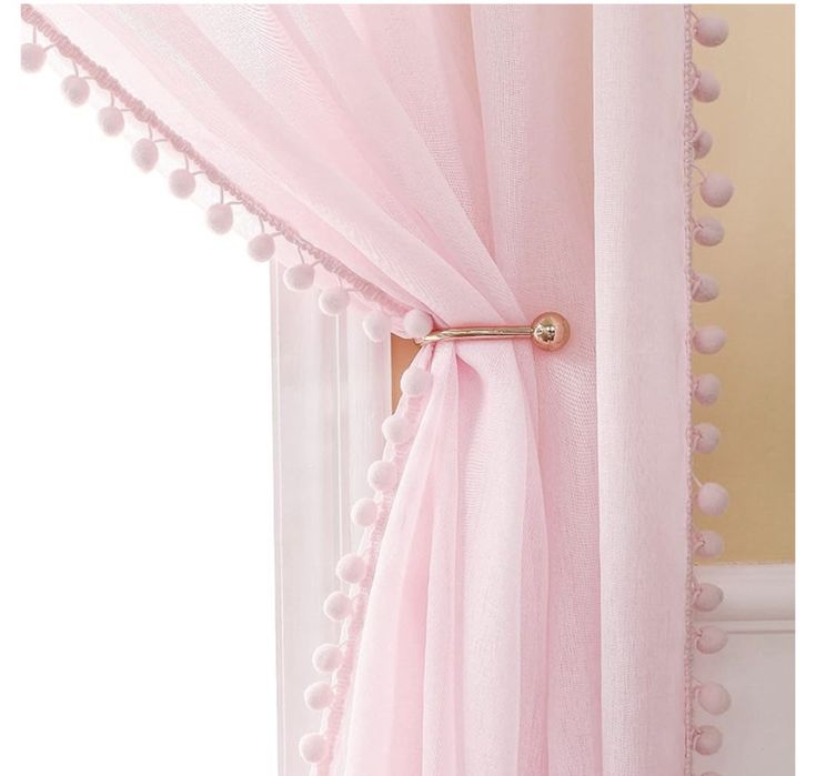 zestaw 2 zasłon z oczkami, przezroczyste z pomponami, na przelotkach