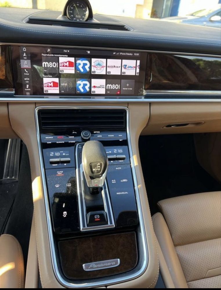 Porsche panamera 4 e-hybrid