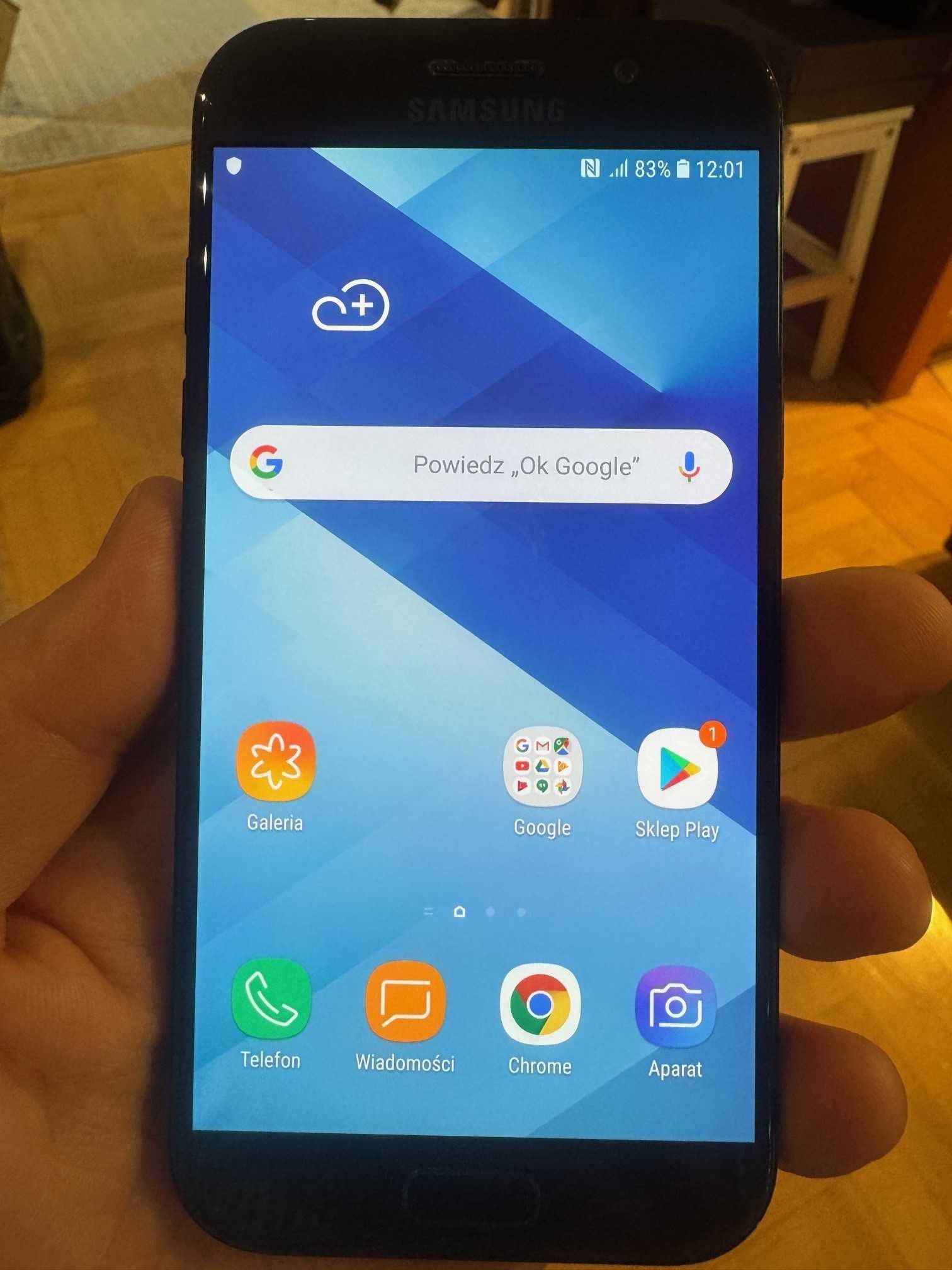 Samsung Galaxy A5 2017 czarny USB-C stan bdb, II właśc., bez uszkodzeń