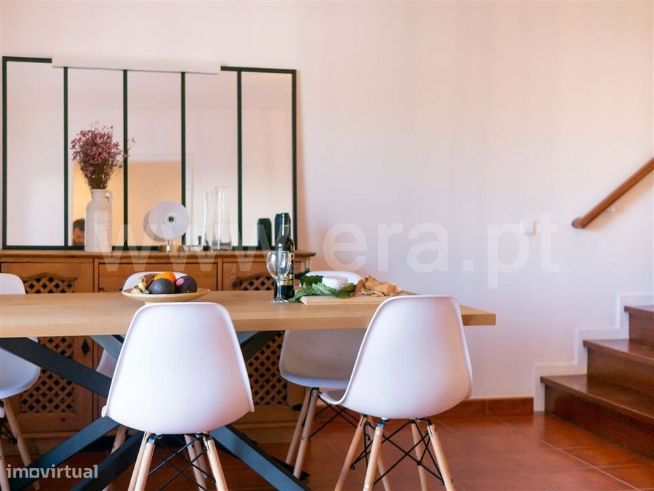 Moradia em Banda 2 quartos, Venda