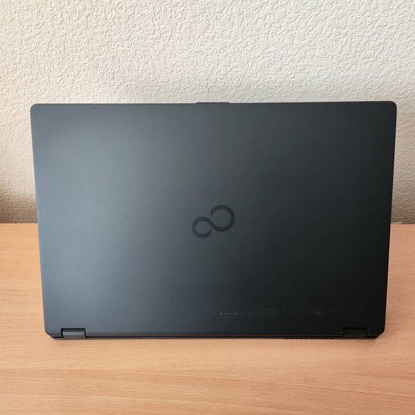 Fujitsu lifebook u758