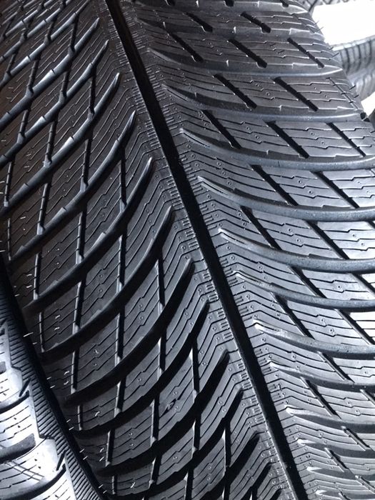 245/40/18+225/45/18 R18 Michelin Pilot Alpin 5 4шт зима