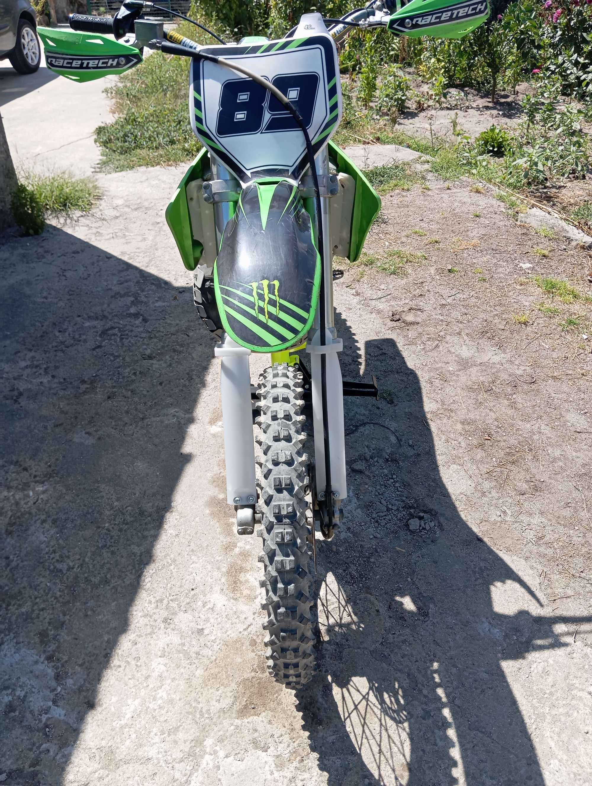 Kawasaki kx 250 cc