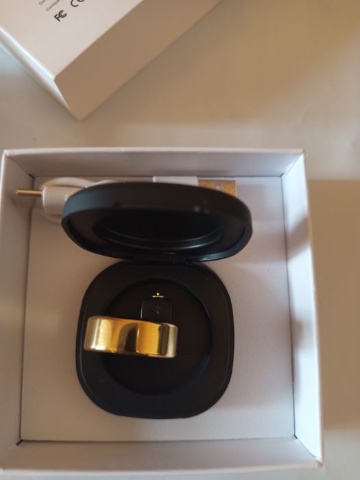 Smart Ring R 06 .
