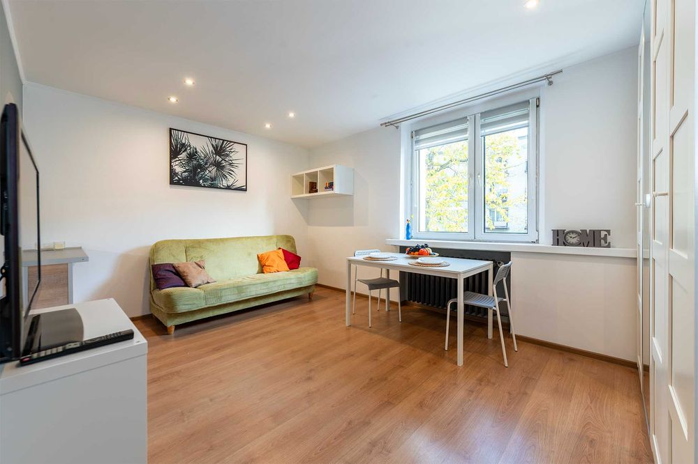 Słoneczna kawalerka na Józefa (CKD, stacja Niciarniana)