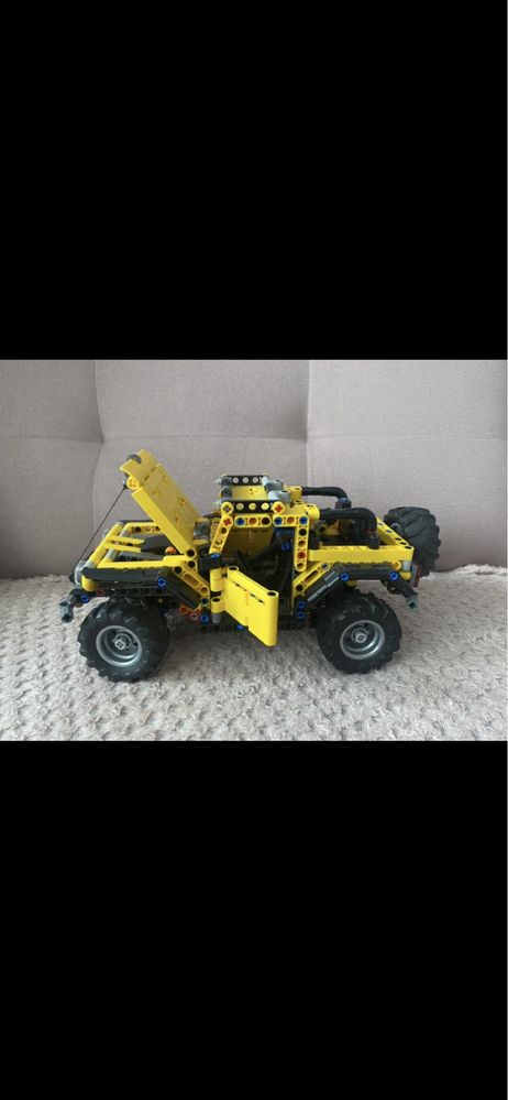 Lego 42122 technic Jeep Wrangler jak nowy polecam