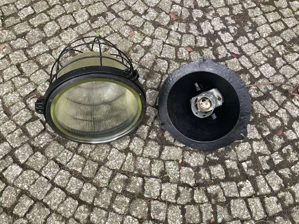 Lampa przemysłowa retro